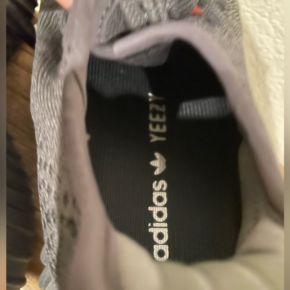 Adidas Yeezy boost - Picture 4 of 11